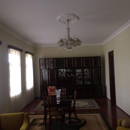 Kobuleti 4-Bedroom Apartment Bagian luar foto